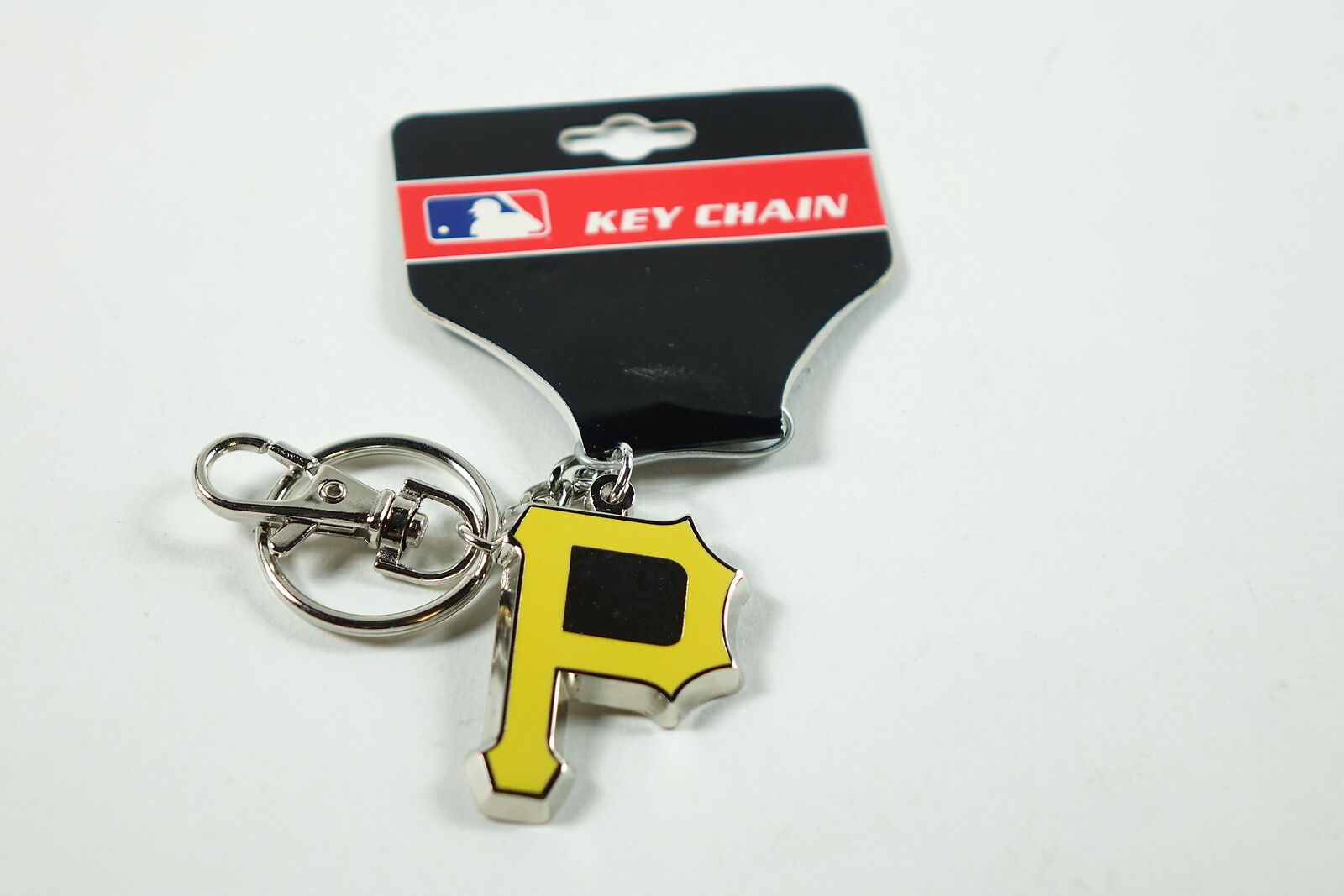 Pittsburg Pirates Keychain Zamac Logo